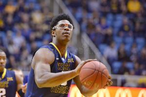 媒体人:前CBA江苏队外援德文-威廉姆斯将加盟福建